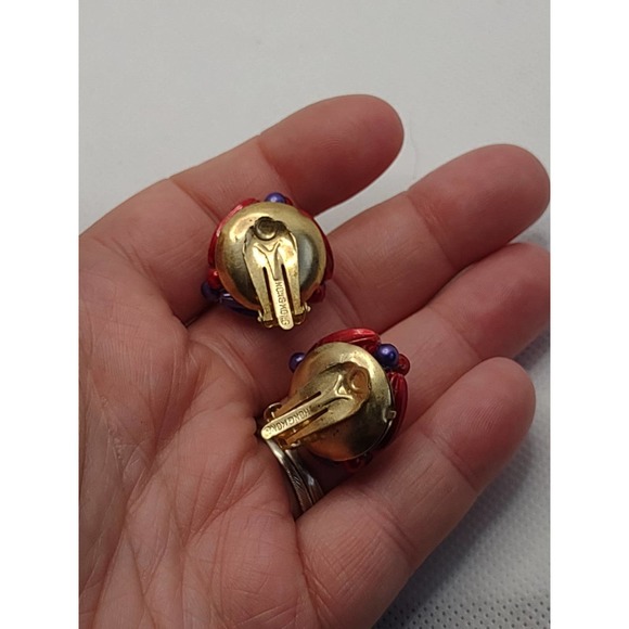 Vintage Red & Purple Hong Kong Signed Clip On Earrings - Picture 3 of 3